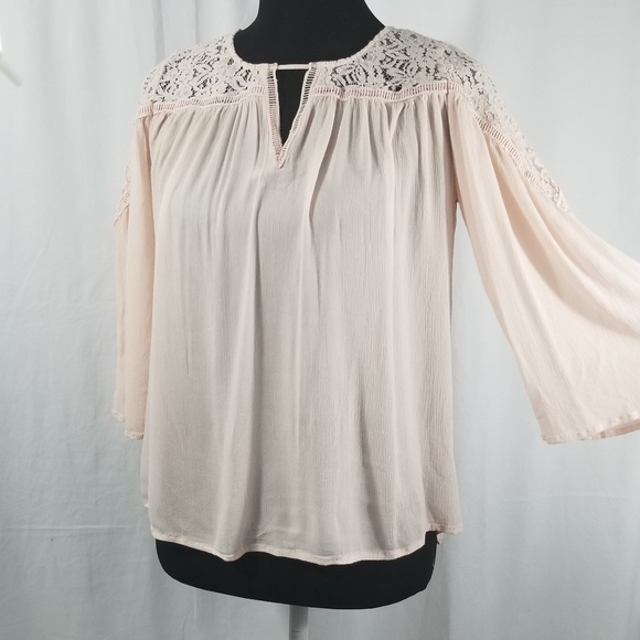 C Tops - "C" Soft Pink Lacy Top. Sz S